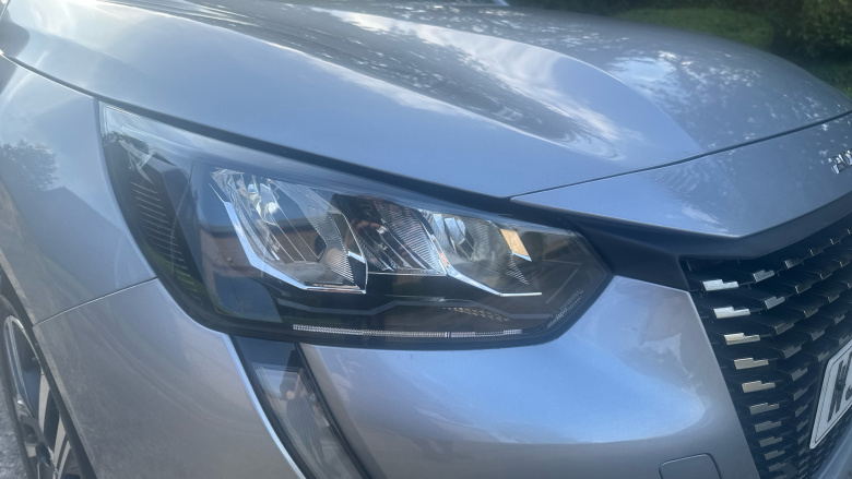 Peugeot 208 1.2 PureTech 100 Allure Premium + 5dr Petrol Hatchback